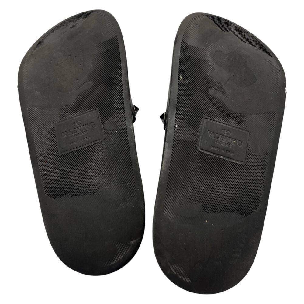 Valentino Garavani Slides Sandals Rockstud Rubber Summer Flat Black Size 6.5 - Picture 5 of 6